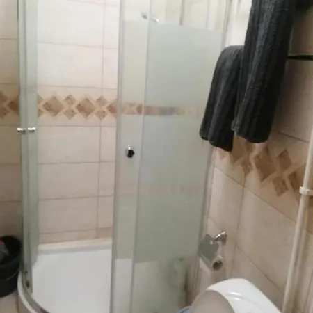 Apartament Deosebit Cu 2 ,spatios Si Elegant Apartamento